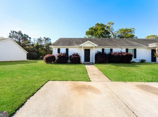 464 Johnson Pool Rd, Griffin, GA 30223