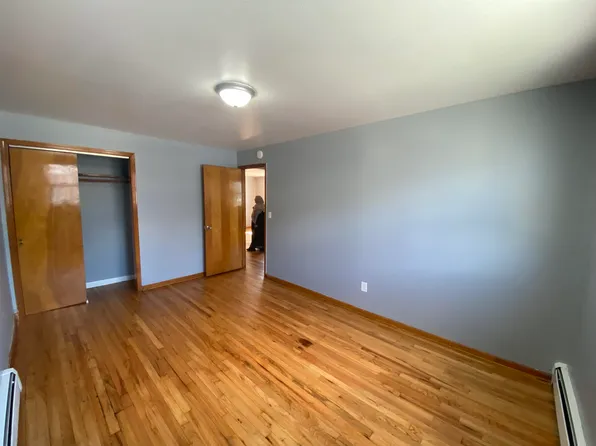 468 Avenue A image 20 of 27