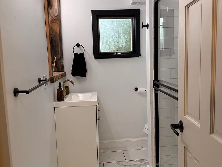 90 Lincoln Ave #1 — Photo 11