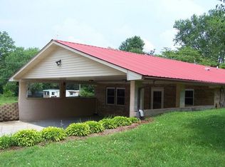 8294 Nashville Hwy, Baxter, TN 38544