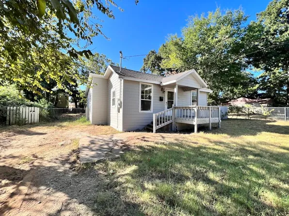 3711 Cauthorn Dr, Dallas, TX 75210