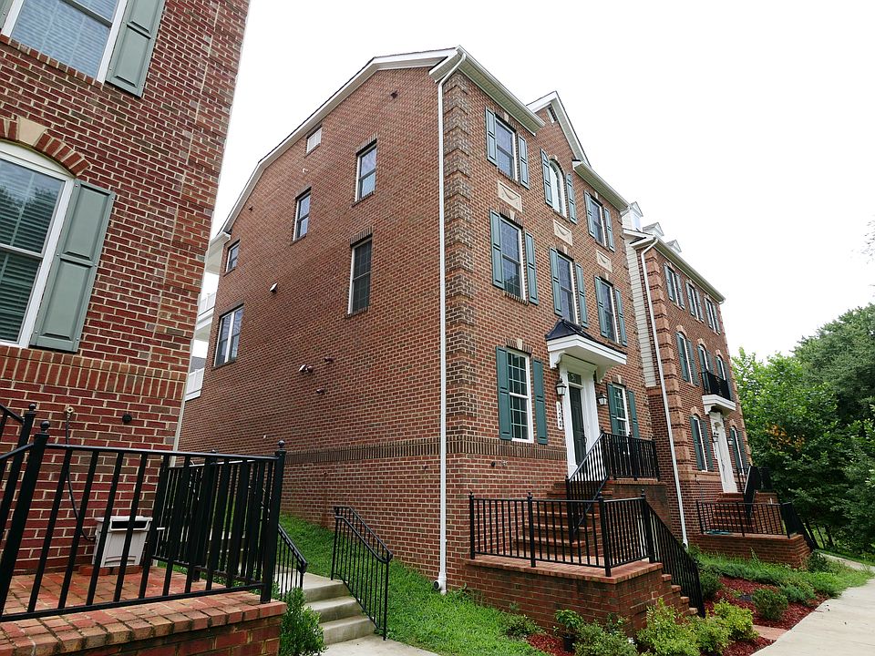 132 Liriope Pl