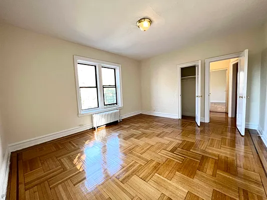 Rented by Premier One Realty LLC | media 18