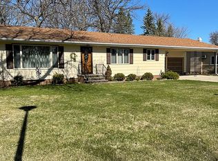 115 Kensington Ave, Park River, ND 58270