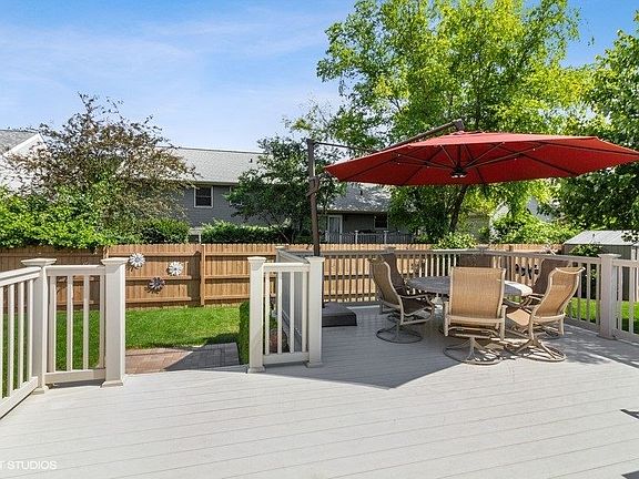 3rd image of 551 Valerian Ln