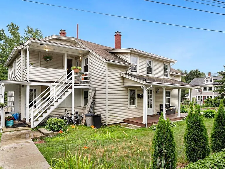 19 River Ave #D — Photo 1