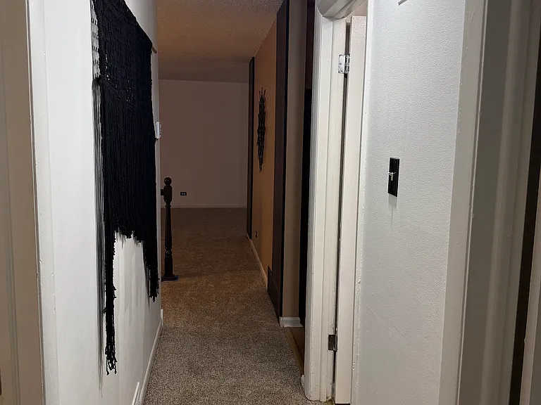 16001 Avalon Ave — Photo 5