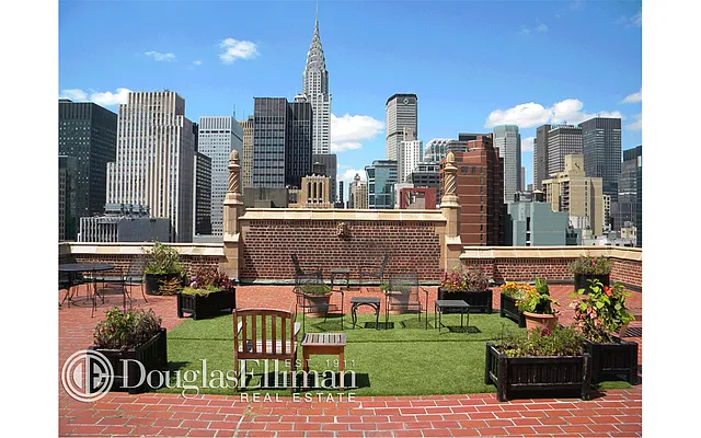 Sold by Douglas Elliman | media 16