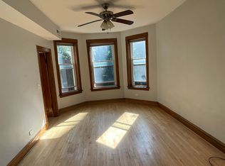 1042 N Oakley Blvd #2, Chicago, IL 60622