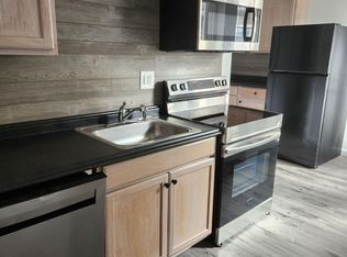 238 Springfield St #1, Chicopee, MA 01013