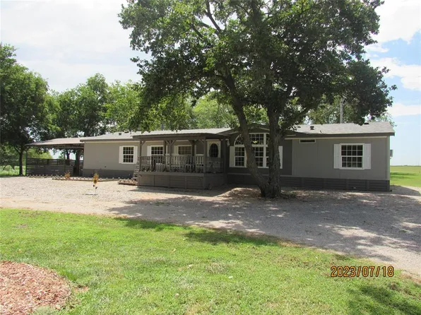 11874 State Highway 24 Hwy, Maysville, OK 73057