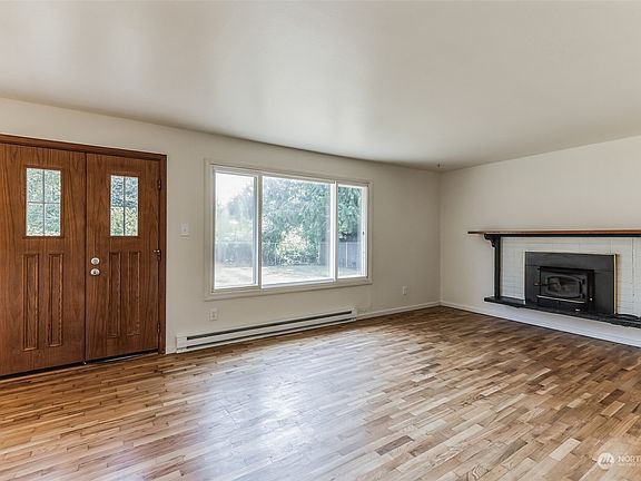 4th image of 3205 S 150th Street