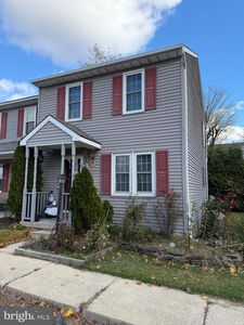 80 Diller Ave APT 9, New Holland, PA, 17557