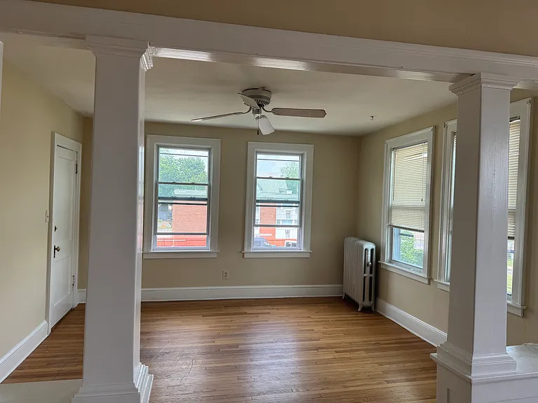 16 Buell St #3 — Photo 1
