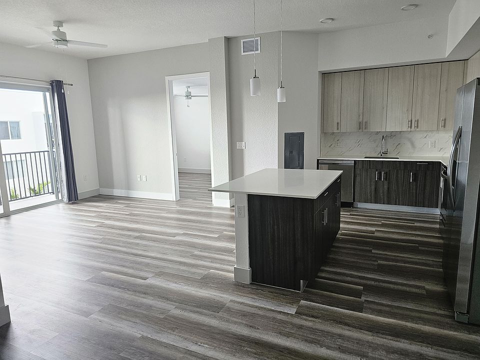 Oasis 2/2 View from Dining Room