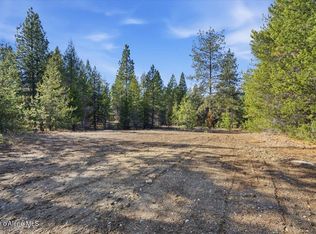 33482 N Charlotte Dr, Spirit Lake, ID 83869