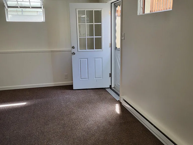717 W Mulberry St #1/2 — Photo 5