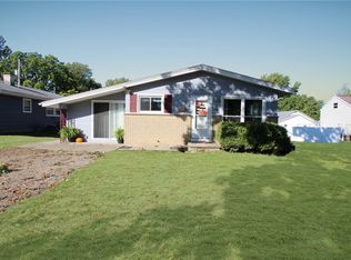 1408 13th St, Charleston, IL 61920