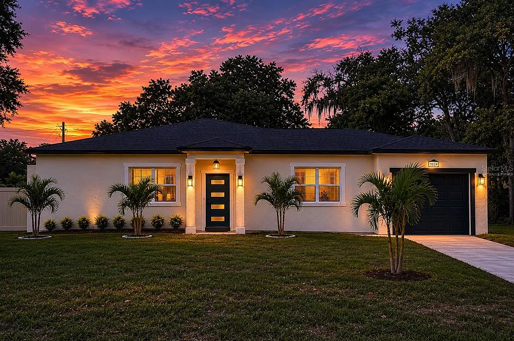 3 bed, 2.0 bath, 1837 sqft, $3,200 — Photo 2