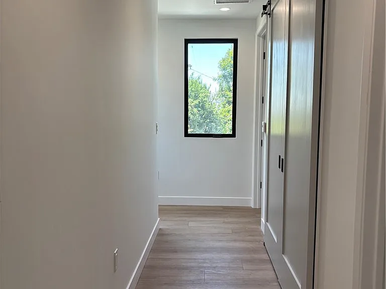 4832 La Canada Blvd — Photo 27