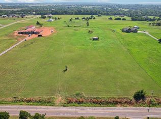 11612 S Czech Hall Rd, Mustang, OK 73064