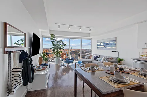One City Center Apartments Photo 1