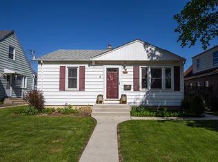 3214 N 77th St, Milwaukee, WI 53222
