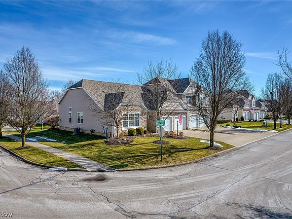 4th image of 3489 Cobblestone Ln