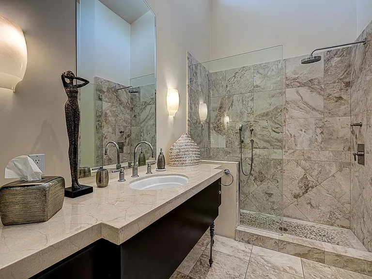 7277 Mission Hills Dr — Photo 25