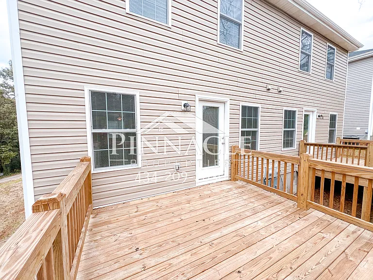2305 Tazewell Ave #B — Photo 29