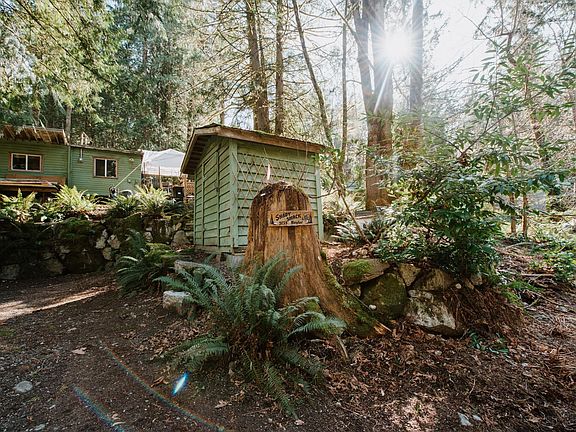 4th image of 5735 Naylor Rd