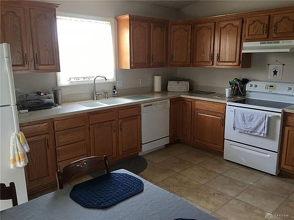 4th image of 432 Richard Dr