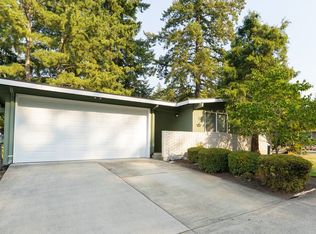 910 NE 173rd Ave, Portland, OR 97230