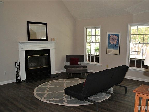 4th image of 4220 Ellisfield Dr