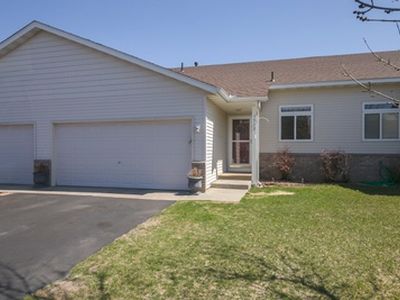 1513 Chartreux Ave, Shakopee, MN, 55379