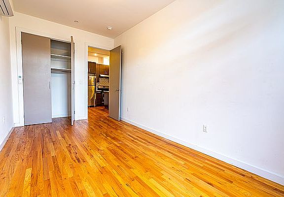 5th image of 502 Leonard St APT 2R