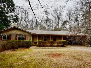 375 Segrest Cir, Athens, GA 30605