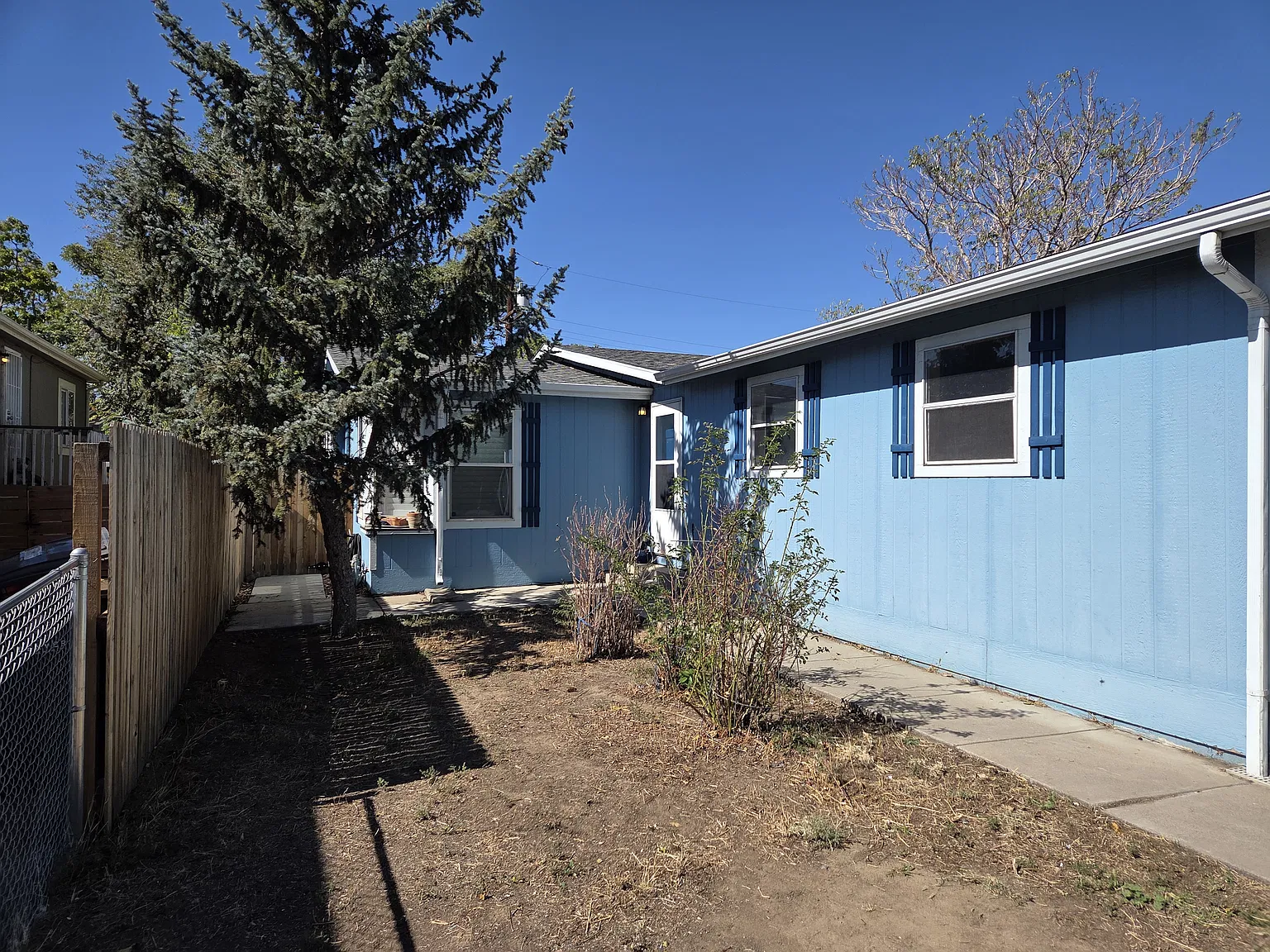 4 bed, 1832 sqft, $3,200 — Photo 3