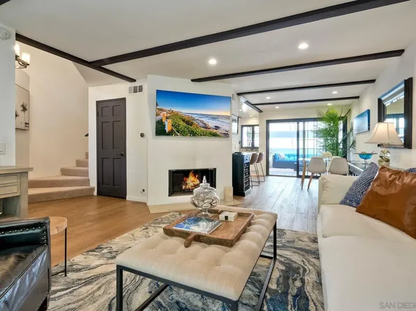 8666 Villa La Jolla Dr Unit 4, La Jolla, CA 92037