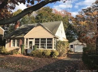 415 Housatonic Dr, Milford, CT 06460