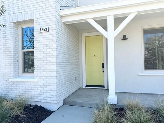 3rd image of 6253 Amethyst St