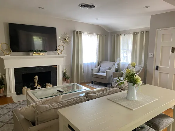 5944 Irvine Ave, North Hollywood, CA 91601