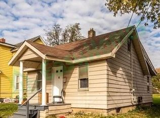 2807 W Nevada St, Peoria, IL 61605