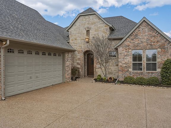 2nd image of 1404 Amsterdam Ct