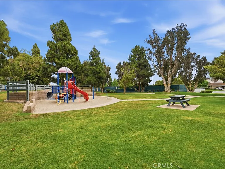 3437 Wimbledon Way — Photo 47