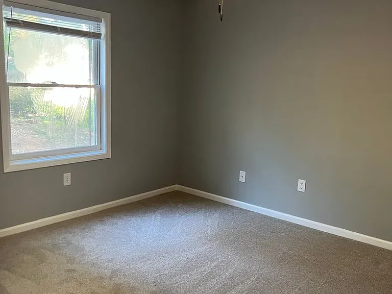 216 Mark Twain Cir — Photo 16