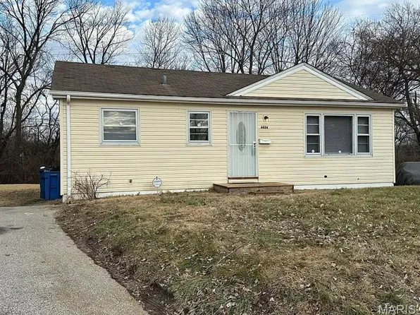 6824 Larry Ln, Saint Louis, MO 63134