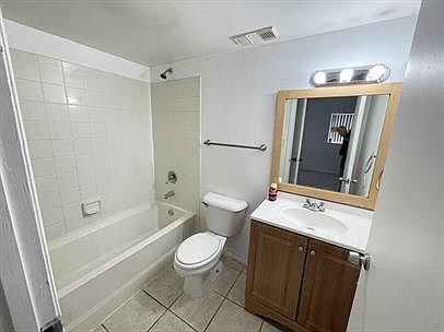3rd image of 1163 Lake Terry Dr APT L