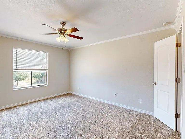 904 University Oaks Blvd #26 — Photo 8