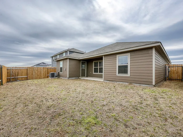 8408 Steel Dust Dr — Photo 25